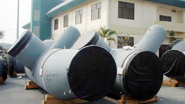 Carbon bending pipe